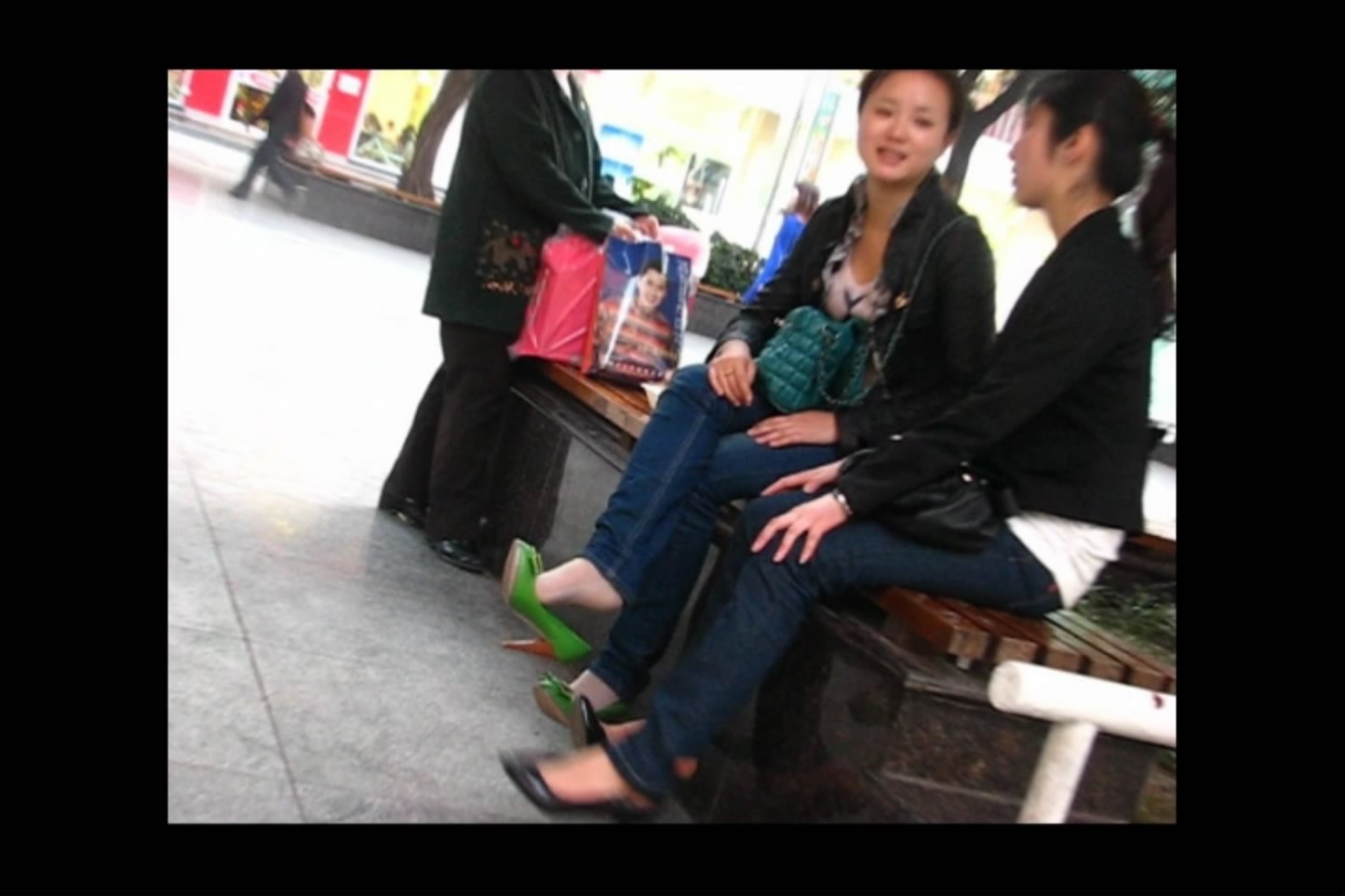 streetsnapdangl[00 00 49][20181128 232510 7]